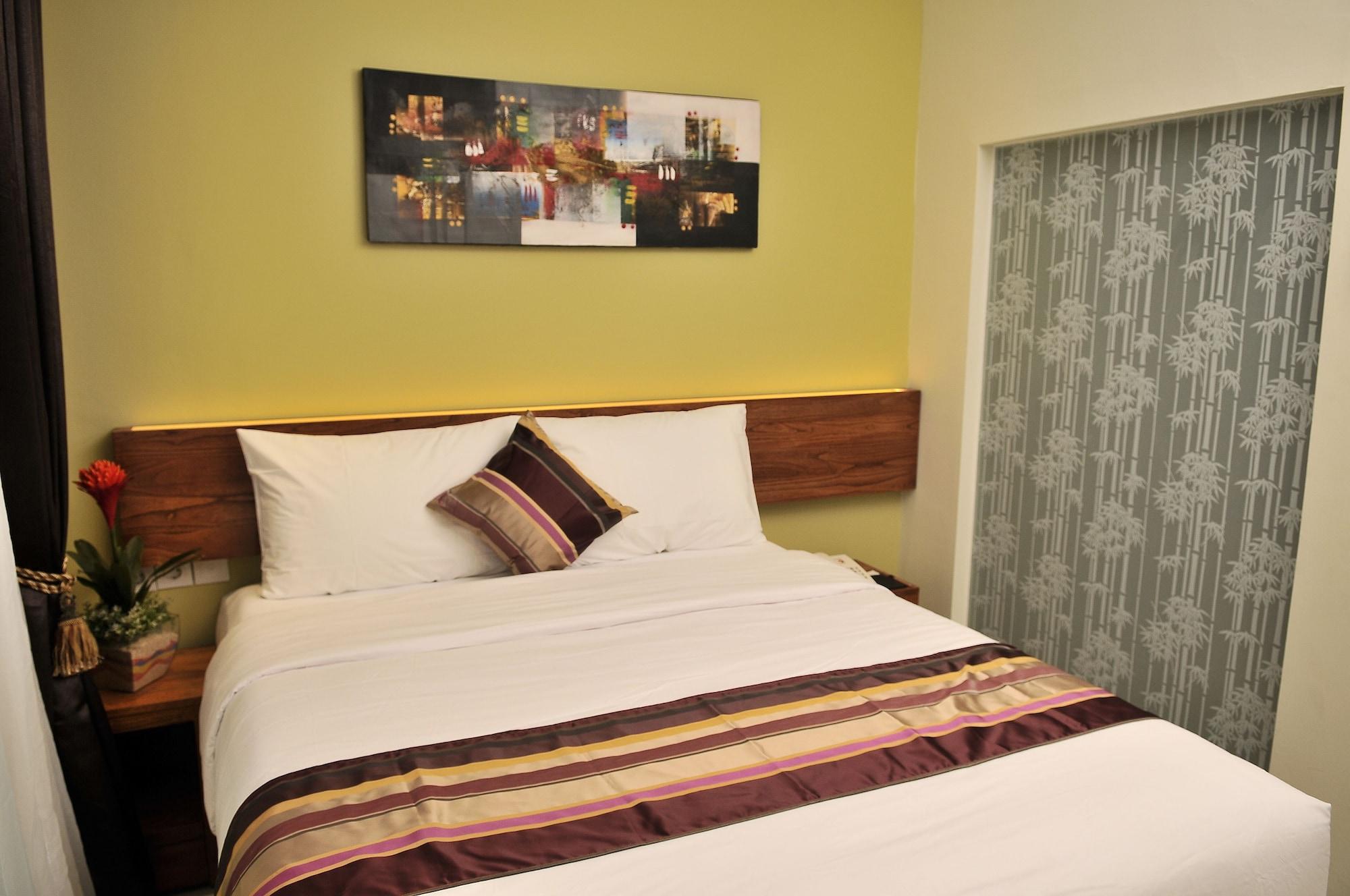 Biz Boulevard Hotel Manado Dış mekan fotoğraf