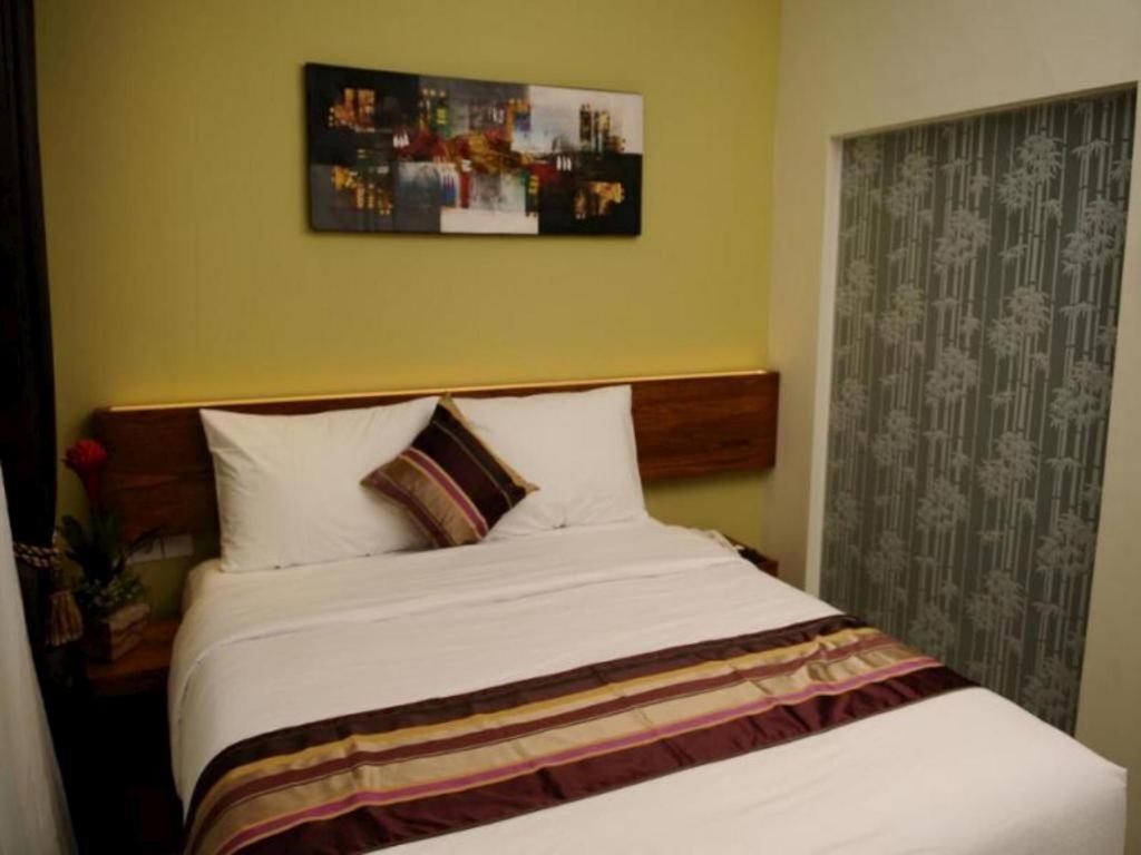 Biz Boulevard Hotel Manado Dış mekan fotoğraf